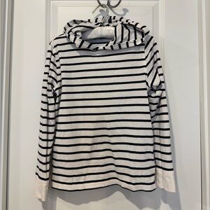 Boys J Crew (crew cuts) long sleeve tshirt with hood and perfect condition